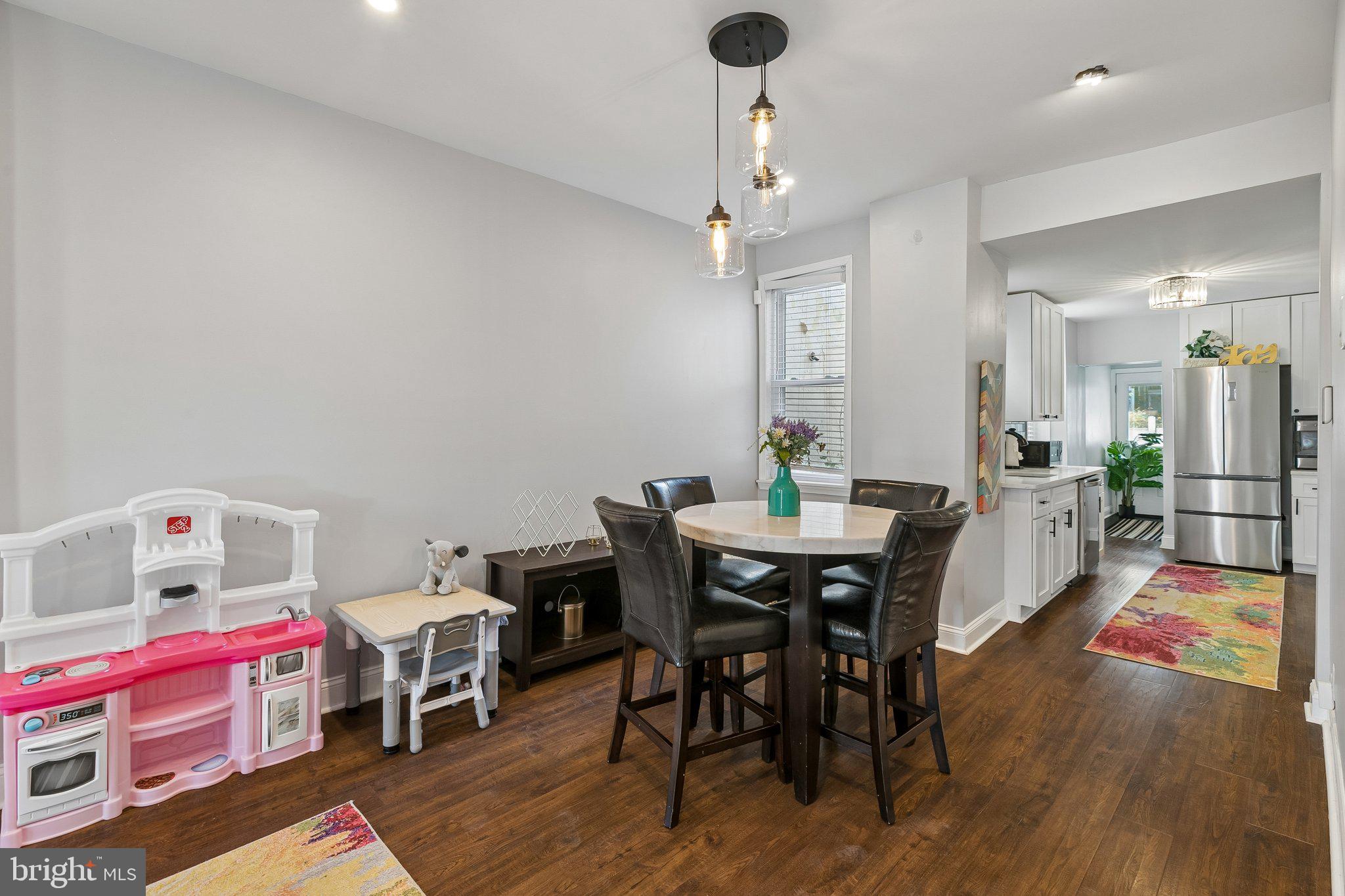 GERMANTOWN - Residential