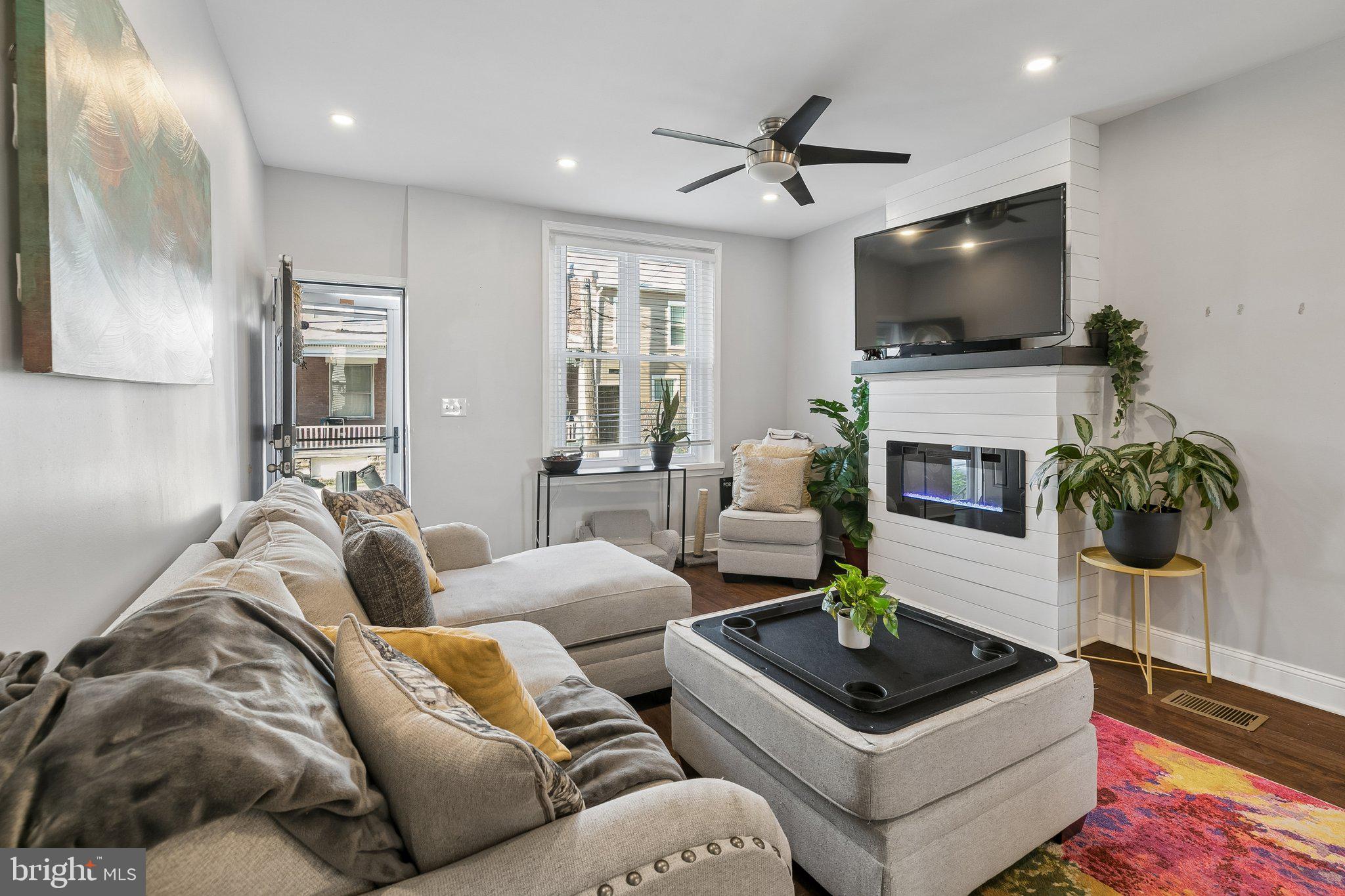GERMANTOWN - Residential