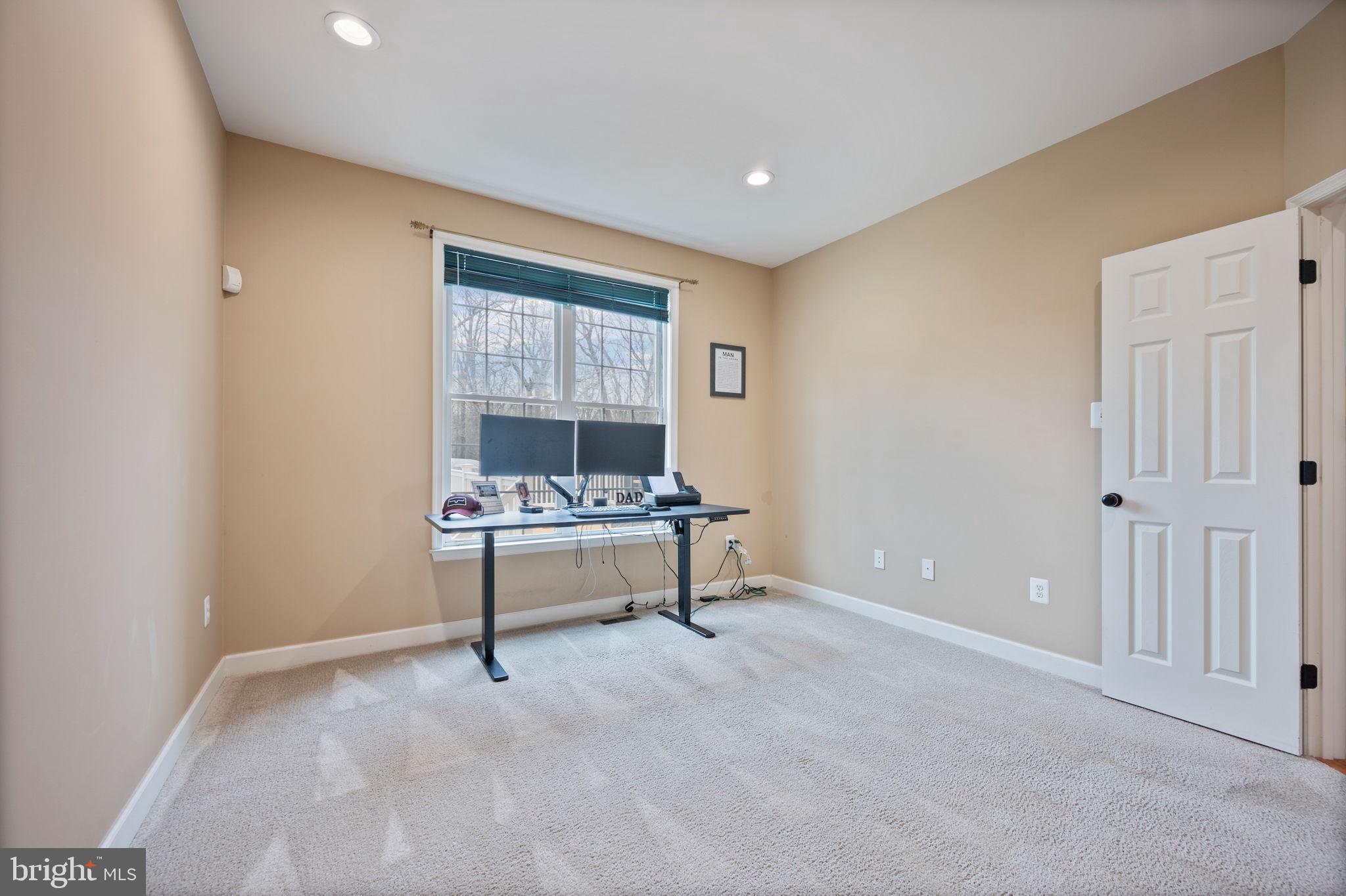 TIRA ESTATES - Residential