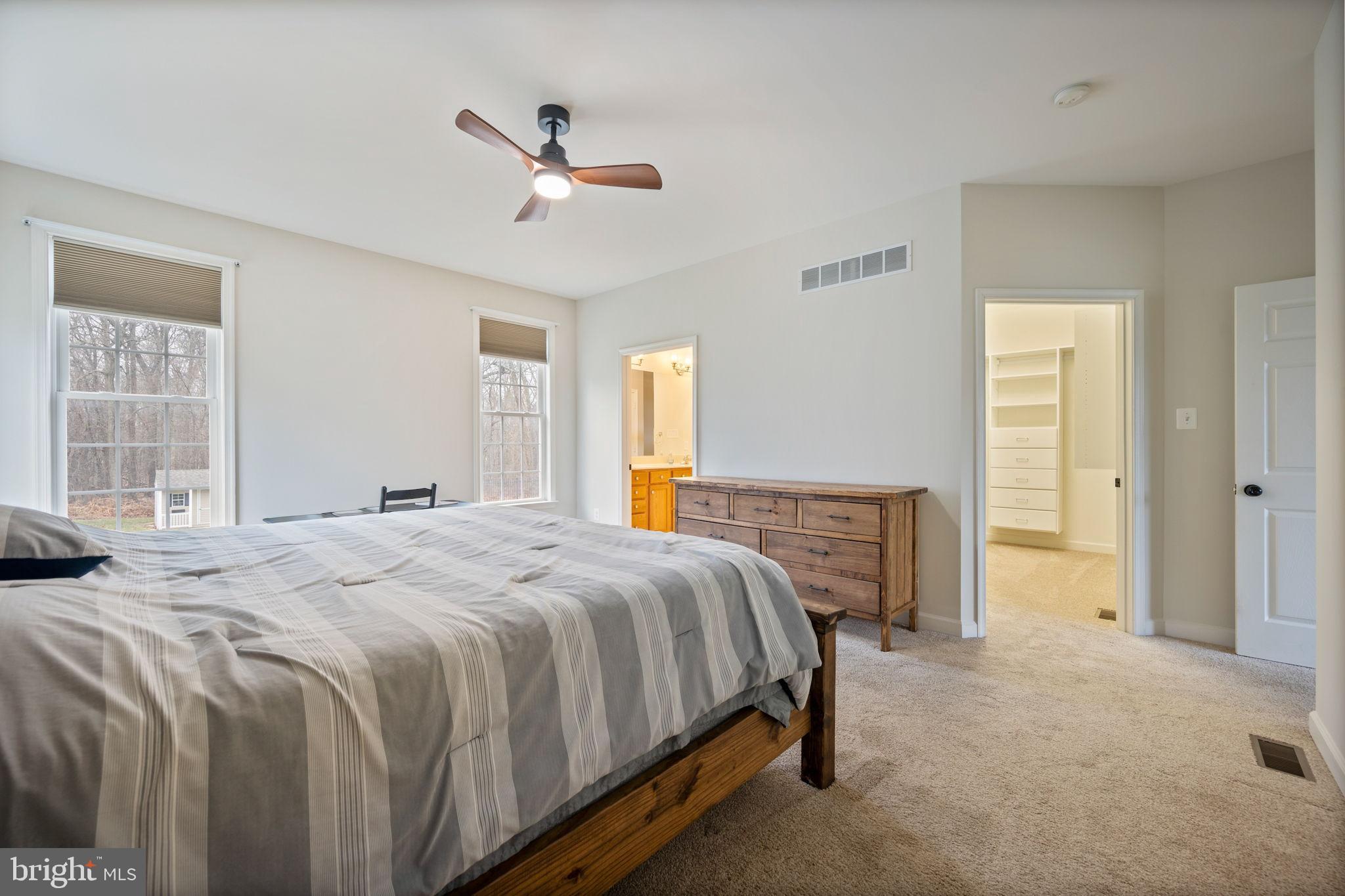 TIRA ESTATES - Residential