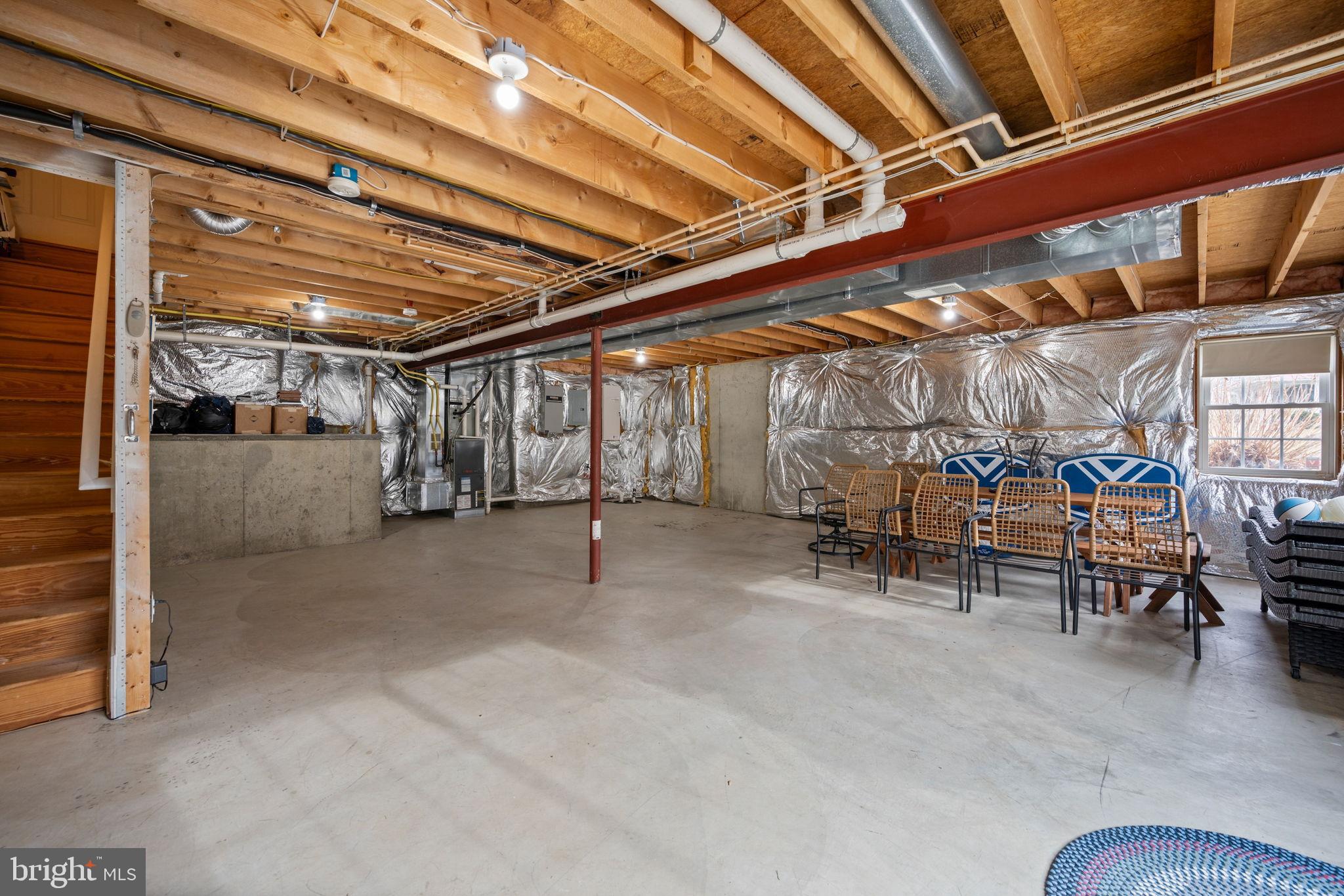 TIRA ESTATES - Residential