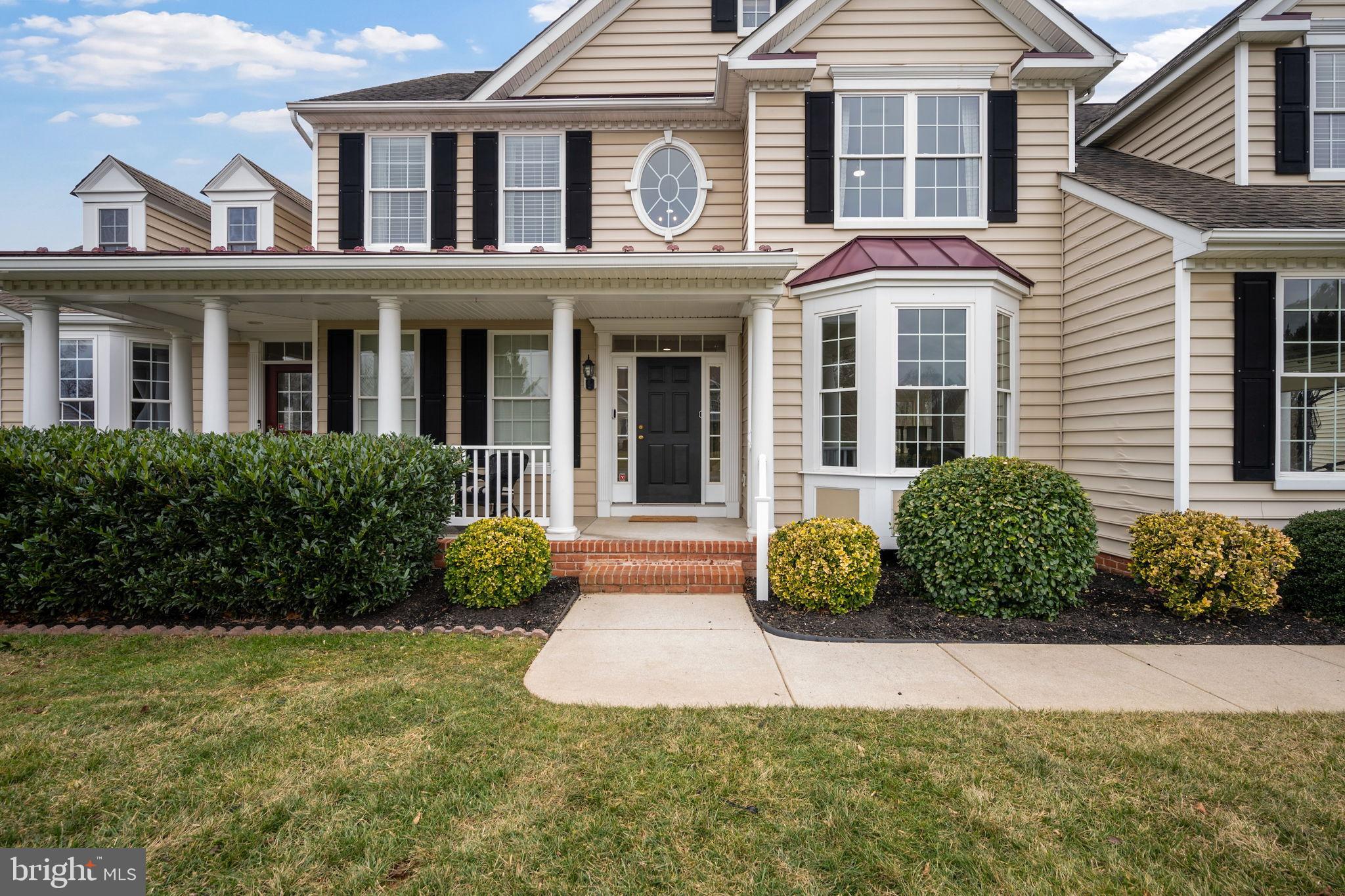 TIRA ESTATES - Residential