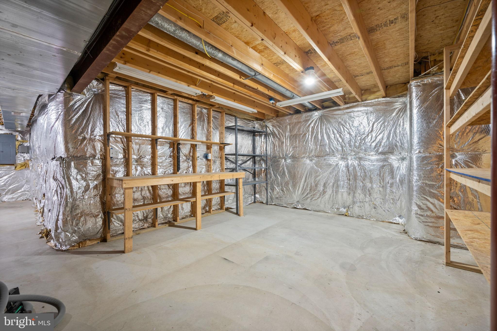 TIRA ESTATES - Residential