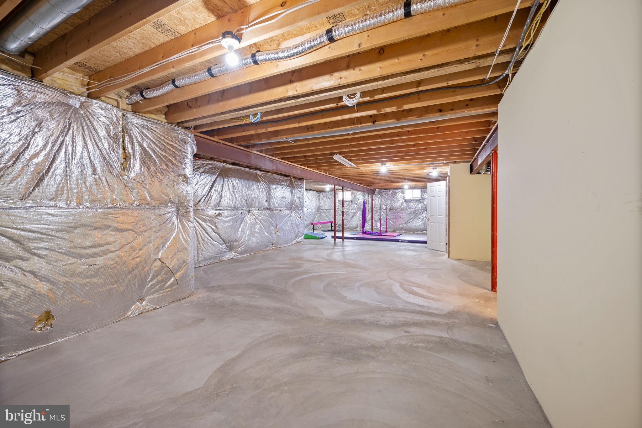 TIRA ESTATES - Residential