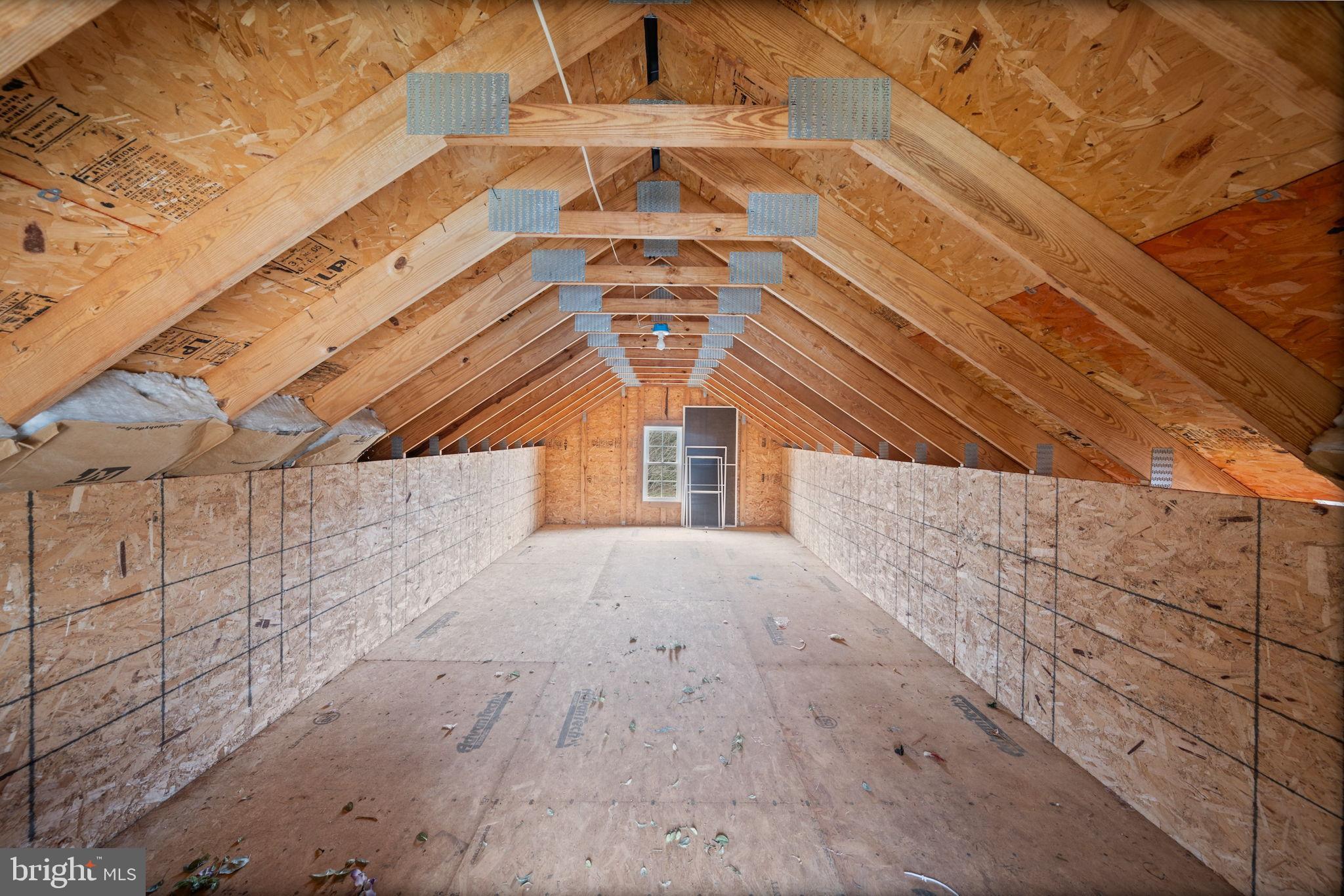 TIRA ESTATES - Residential