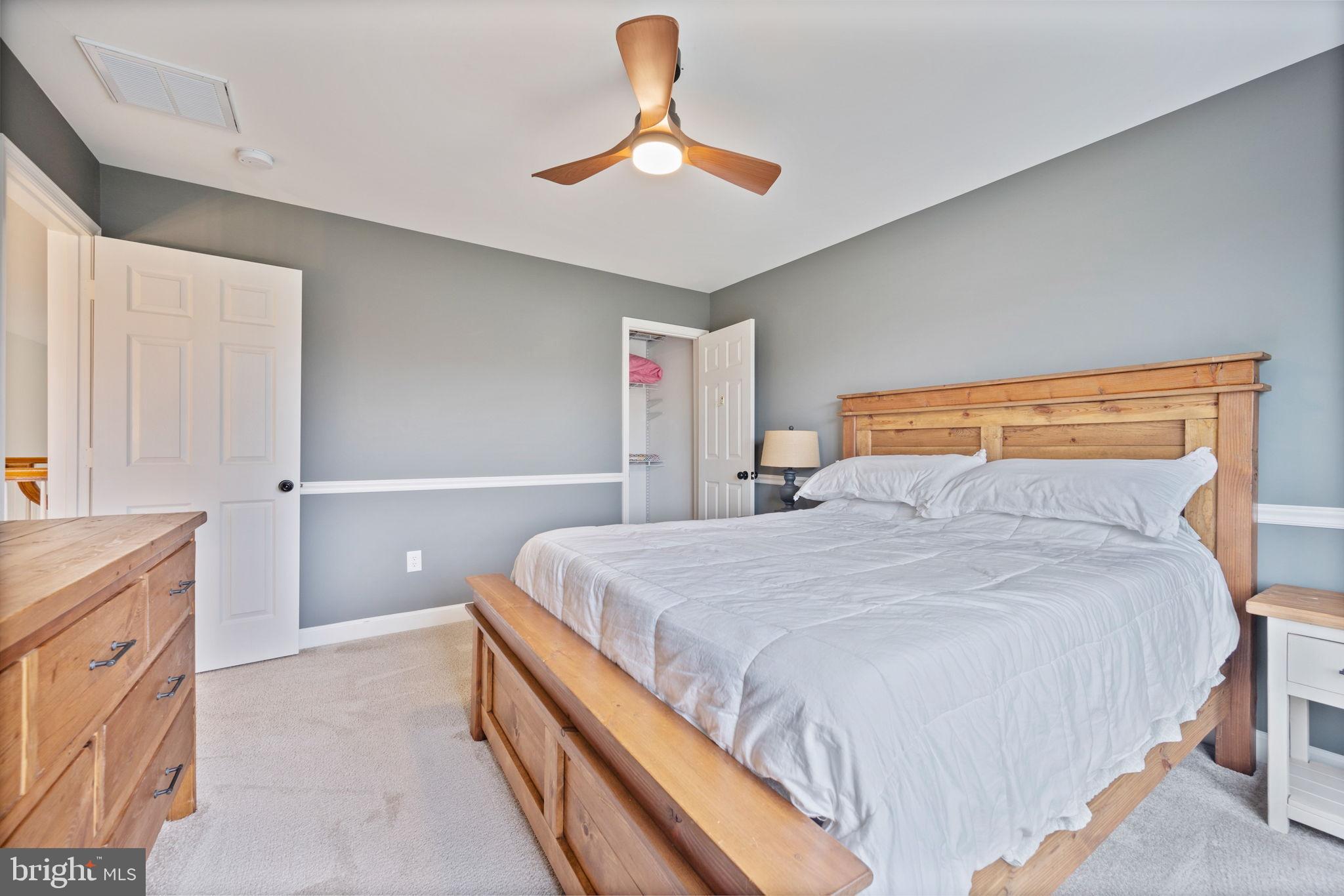 TIRA ESTATES - Residential