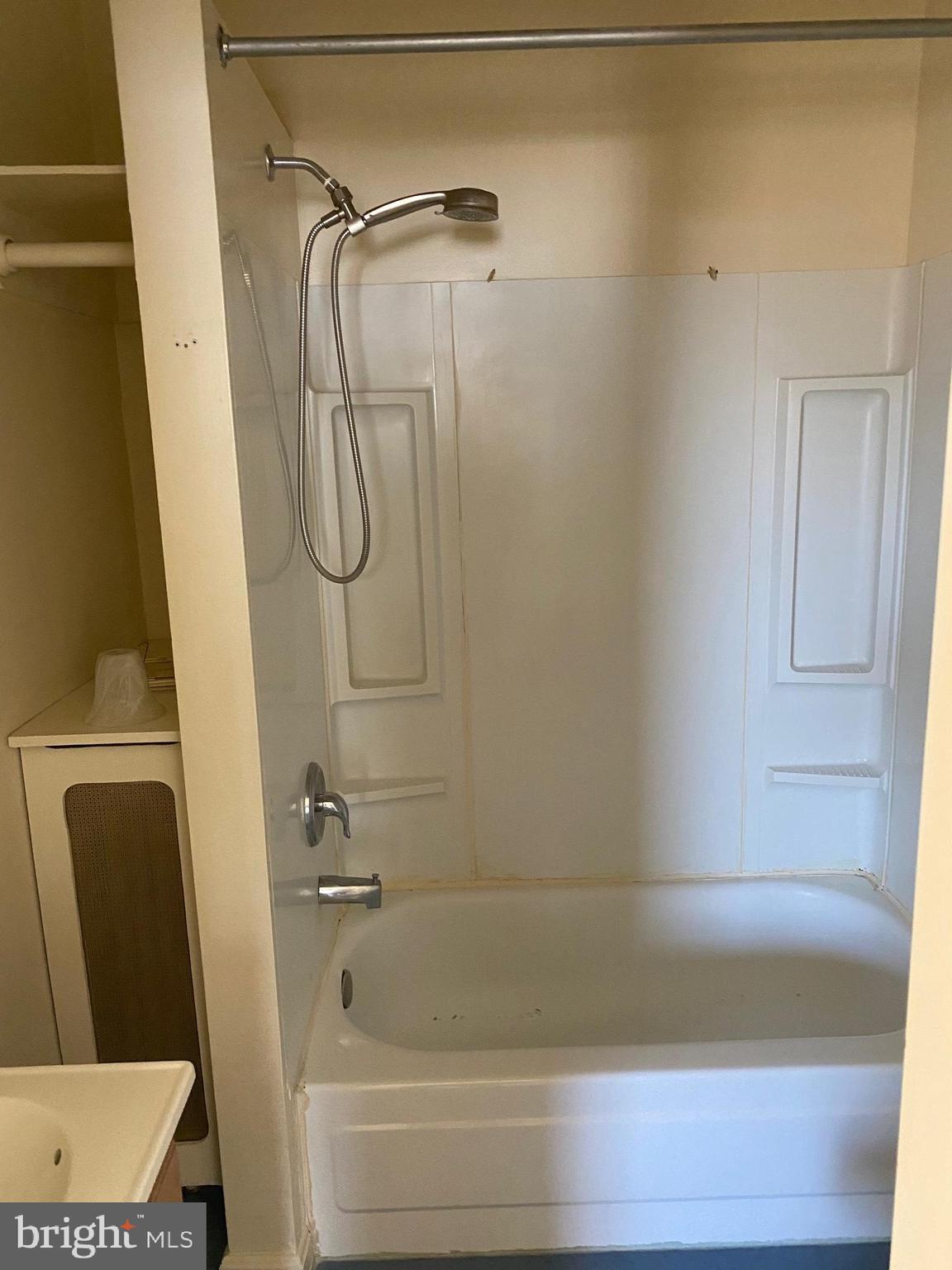 OVERLEA - Residential Lease