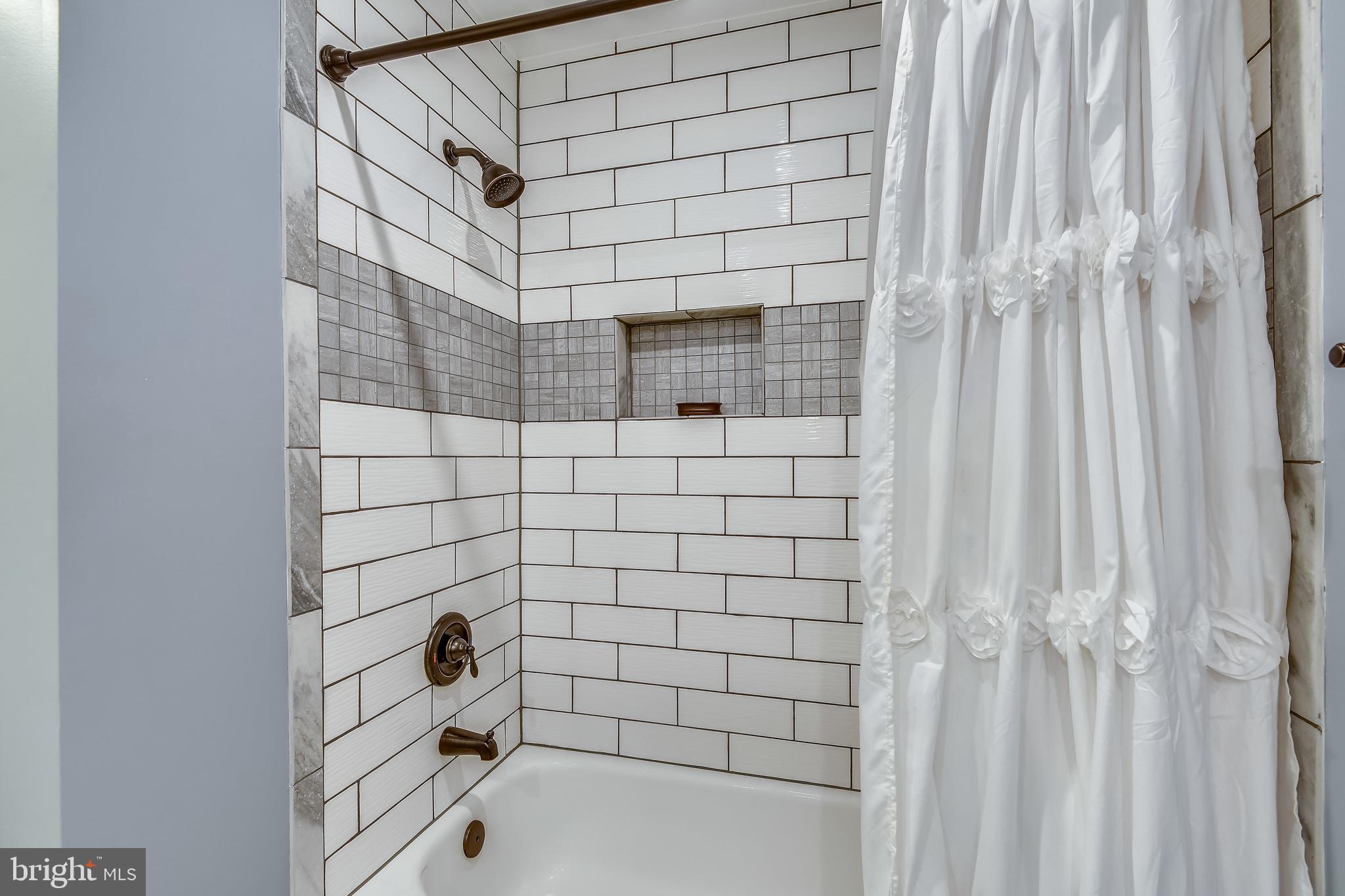 HEATHER HEIGHTS - Residential