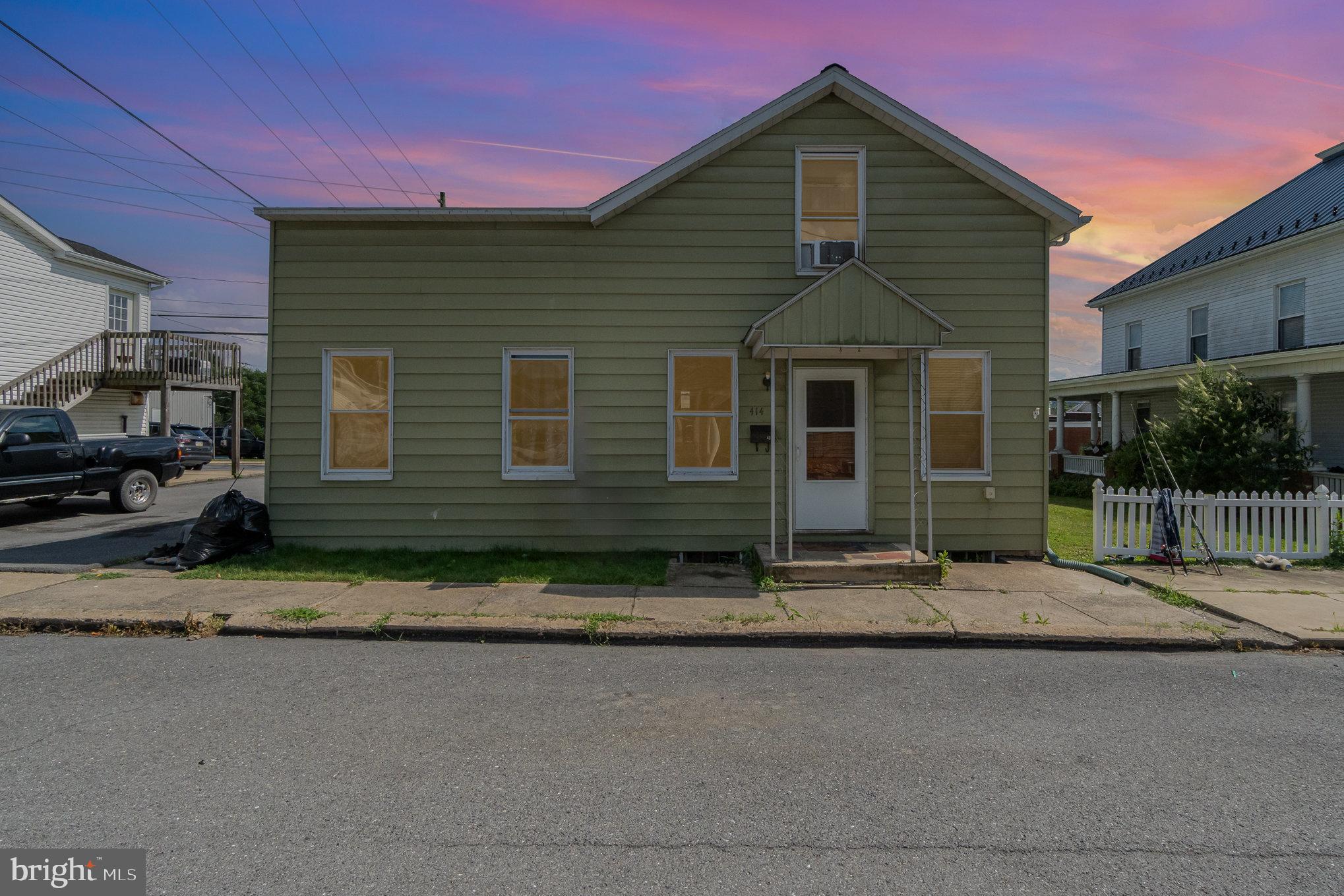 Charming and affordable in the heart of Mifflintown! This 2-bedroom, 1-bath home offers a practical layout with comfortable living spaces and a functional kitchen. A small yard provides just enough outdoor space for easy maintenance. Whether you're a first-time buyer, investor, or looking to simplify, this home is a great opportunity. Enjoy a quiet borough setting with convenient access to local amenities and commuter routes. Don’t miss your chance to make it yours!