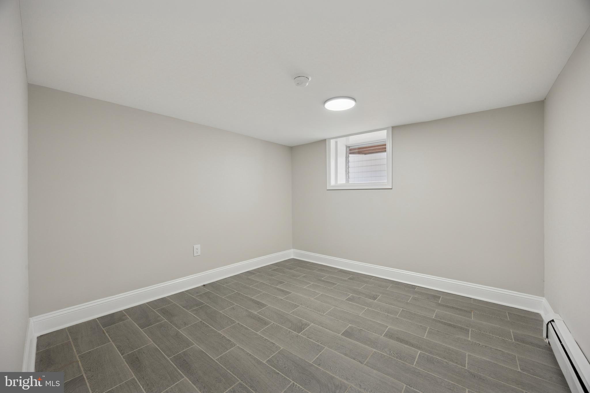 RIDLEY PARK - Residential