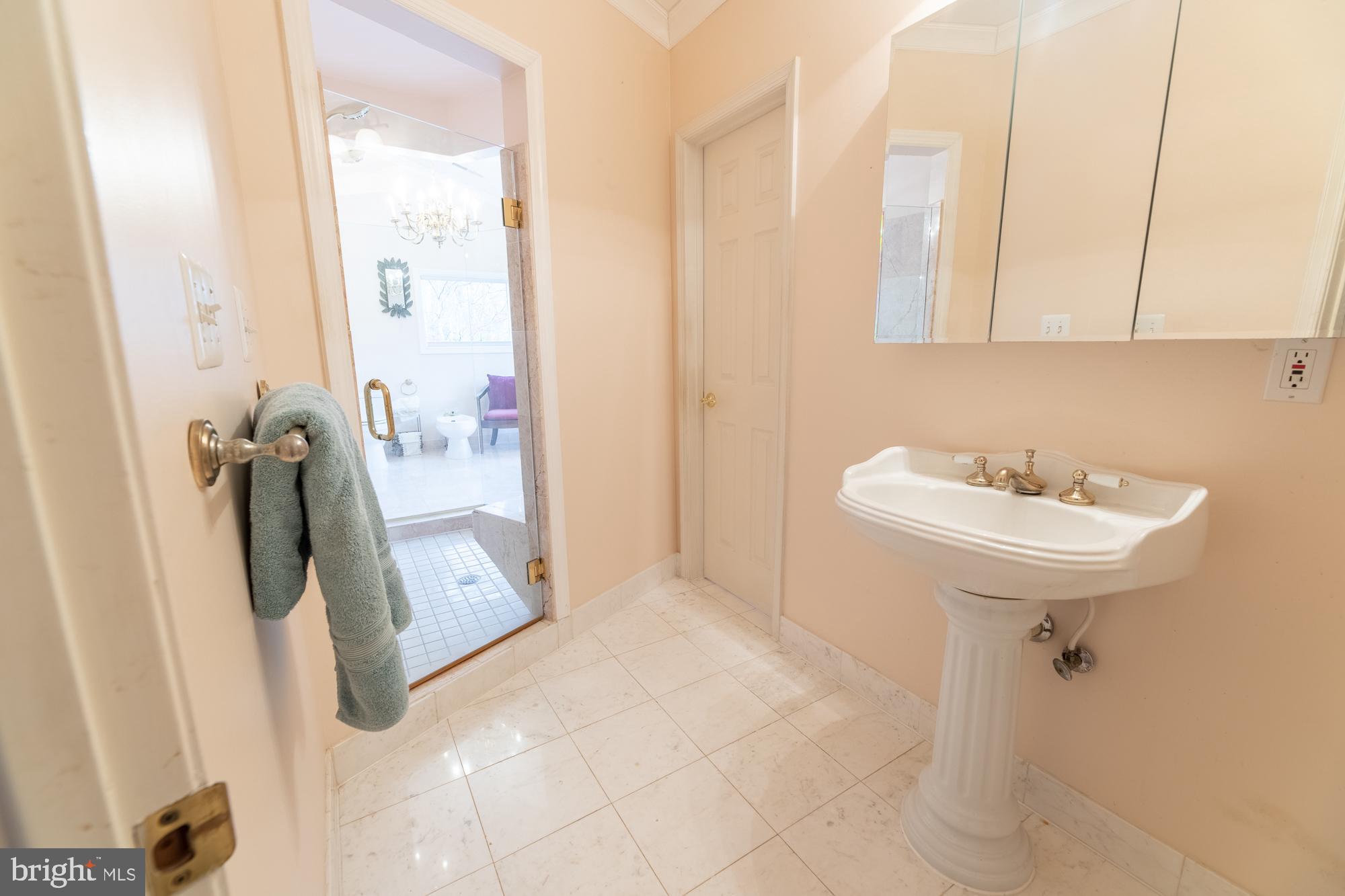 GEORGETOWN ESTATES - Residential