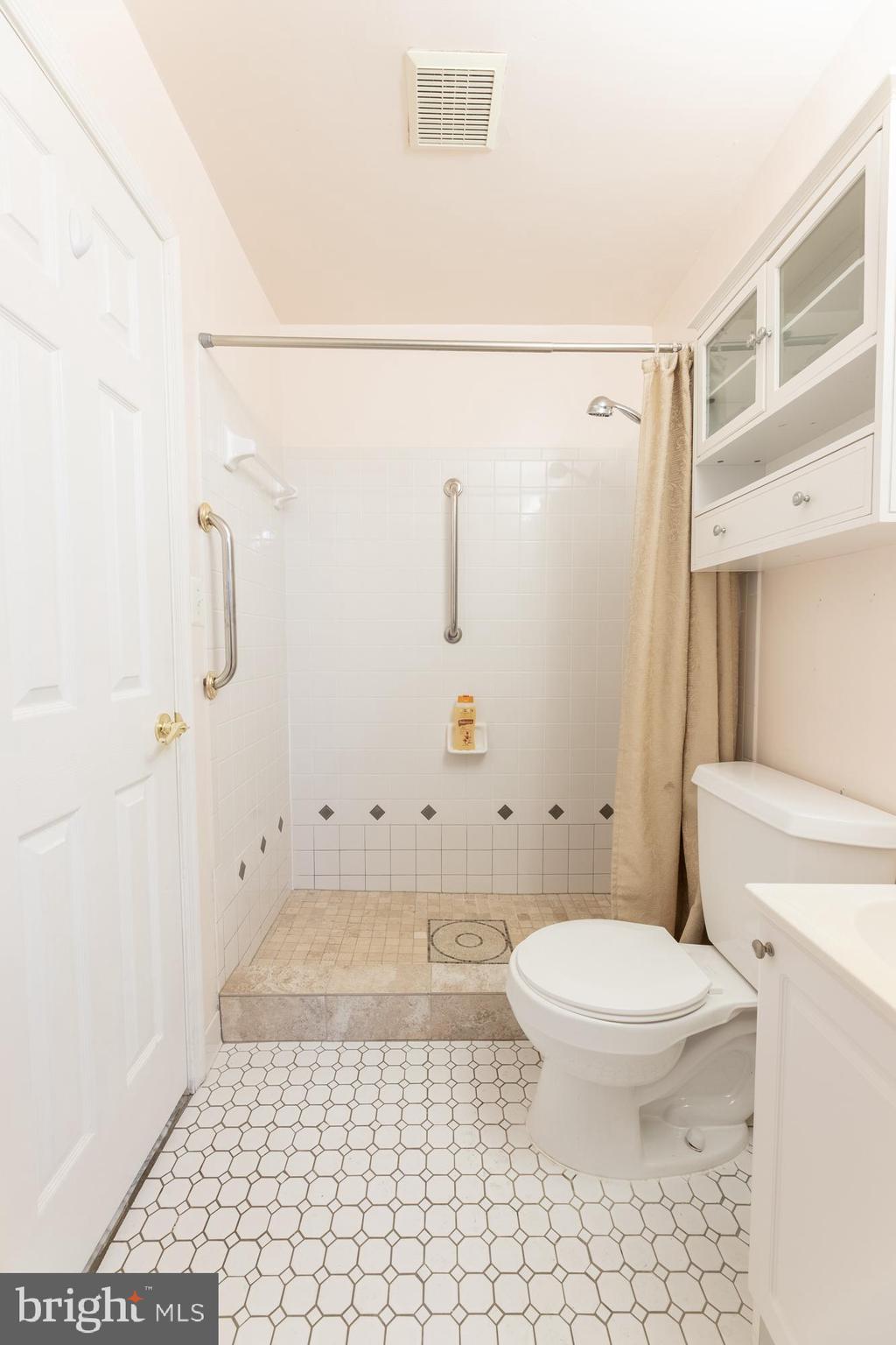 GEORGETOWN ESTATES - Residential