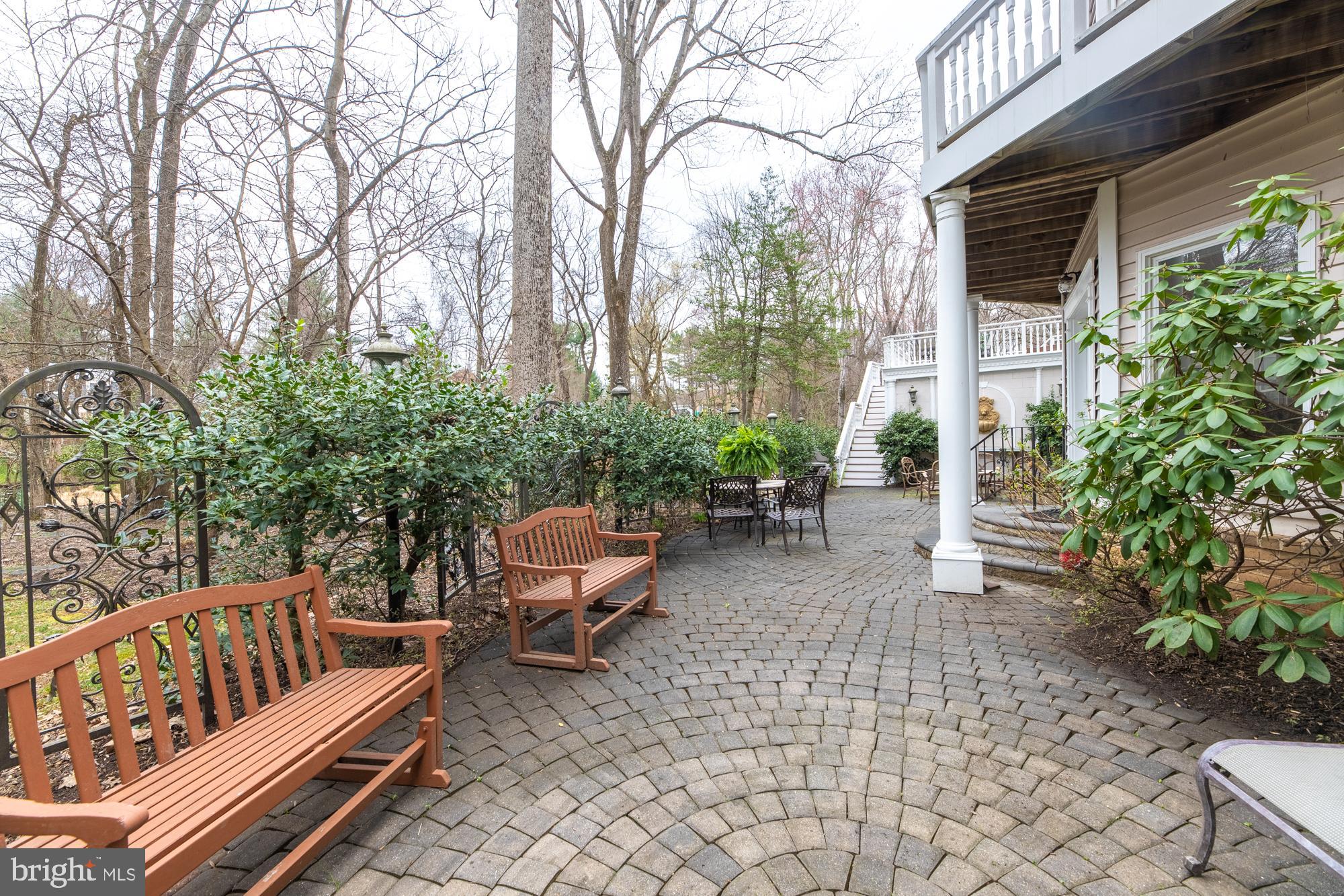 GEORGETOWN ESTATES - Residential