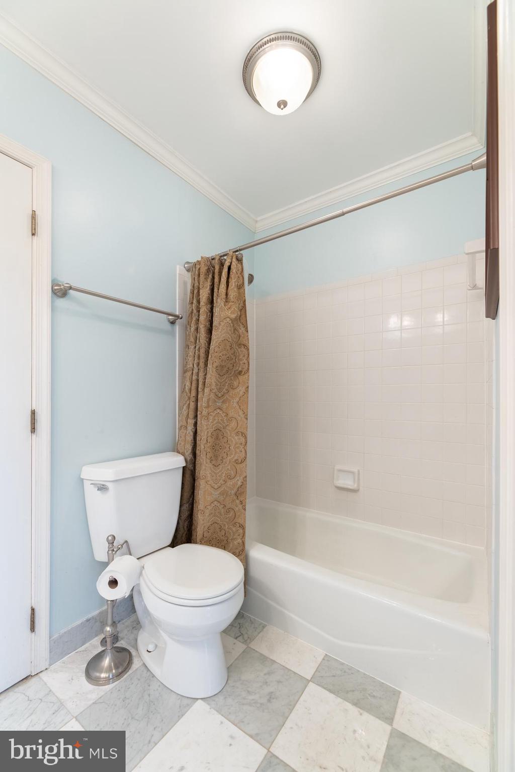 GEORGETOWN ESTATES - Residential