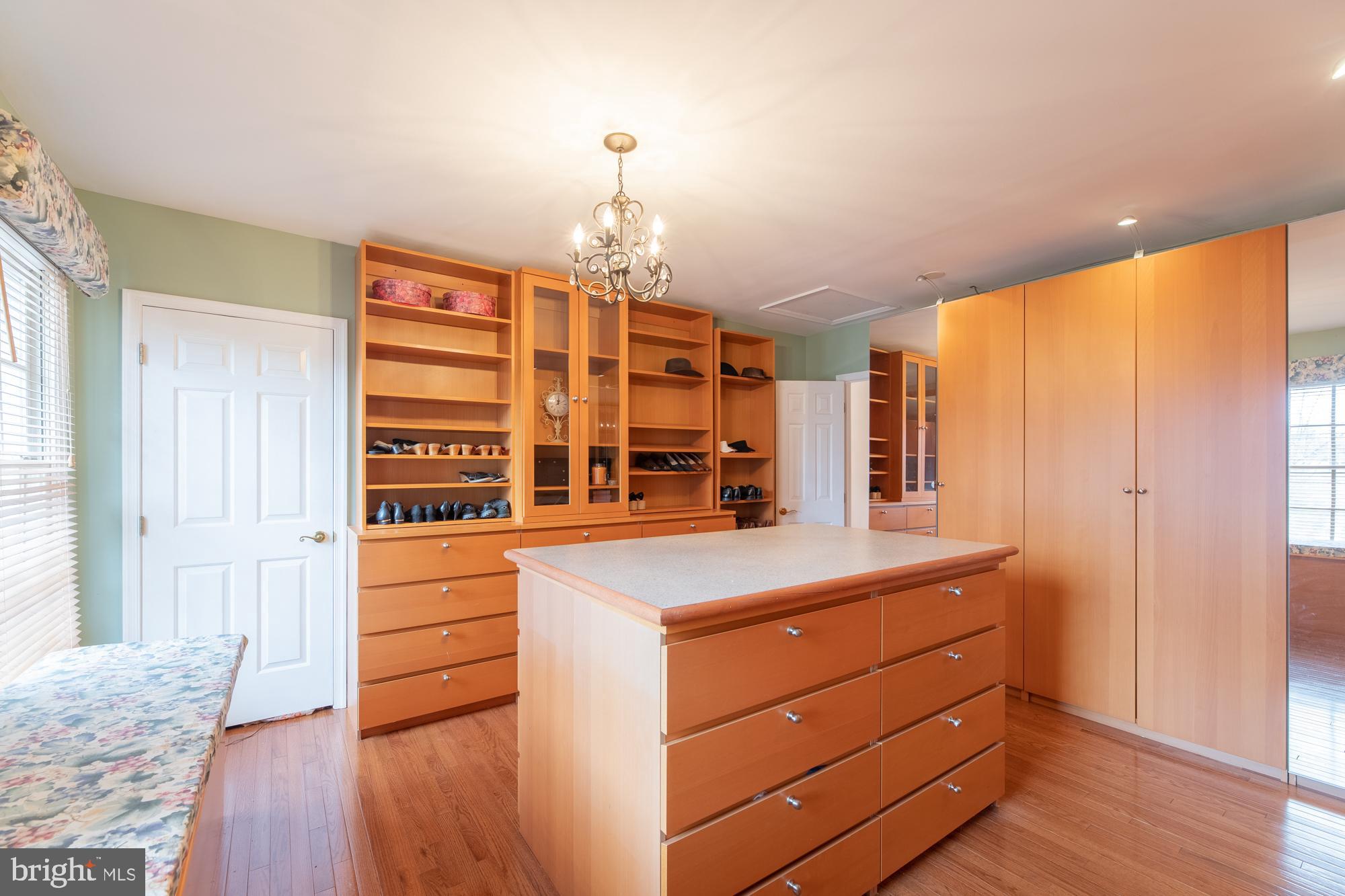 GEORGETOWN ESTATES - Residential