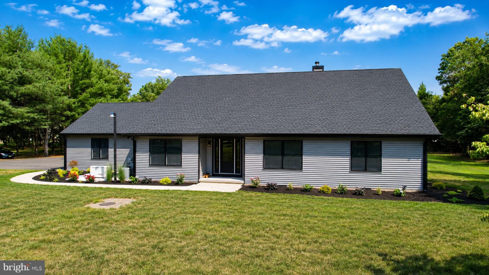 811 DARMSTADT AVENUE