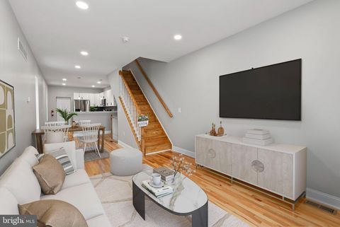 Townhouse For Sale - 365 Union Alley<br/> POTTSTOWN, PA 19464