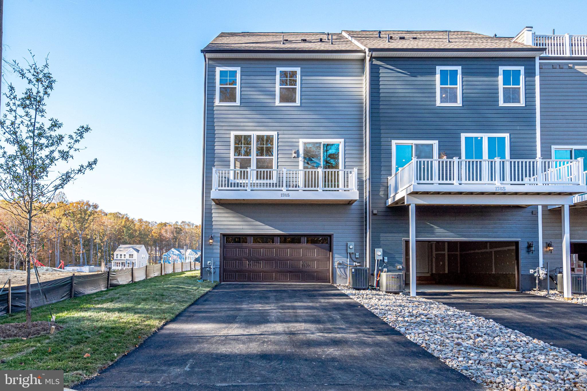 PORT POTOMAC - Residential