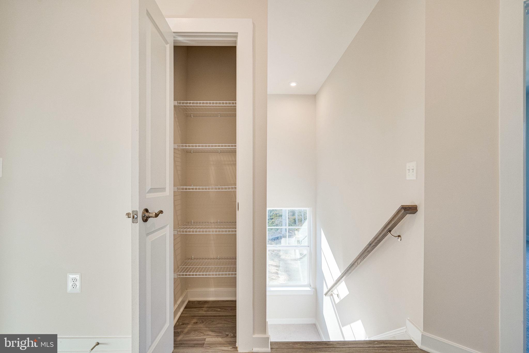 PORT POTOMAC - Residential