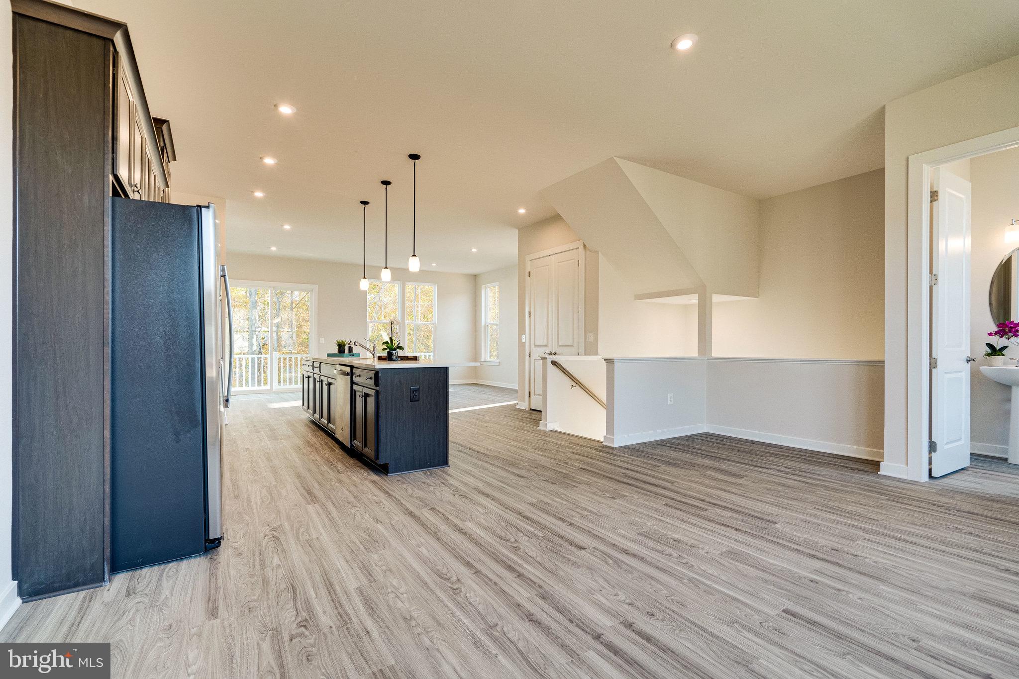 PORT POTOMAC - Residential