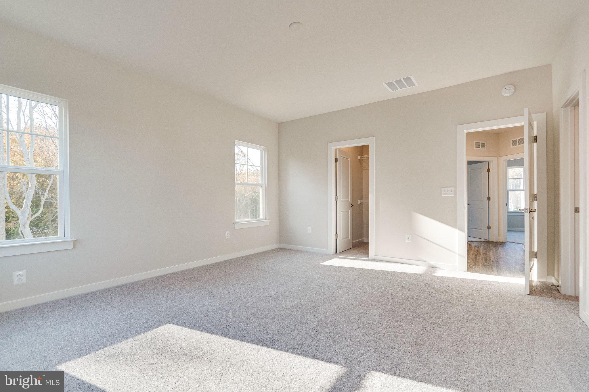 PORT POTOMAC - Residential