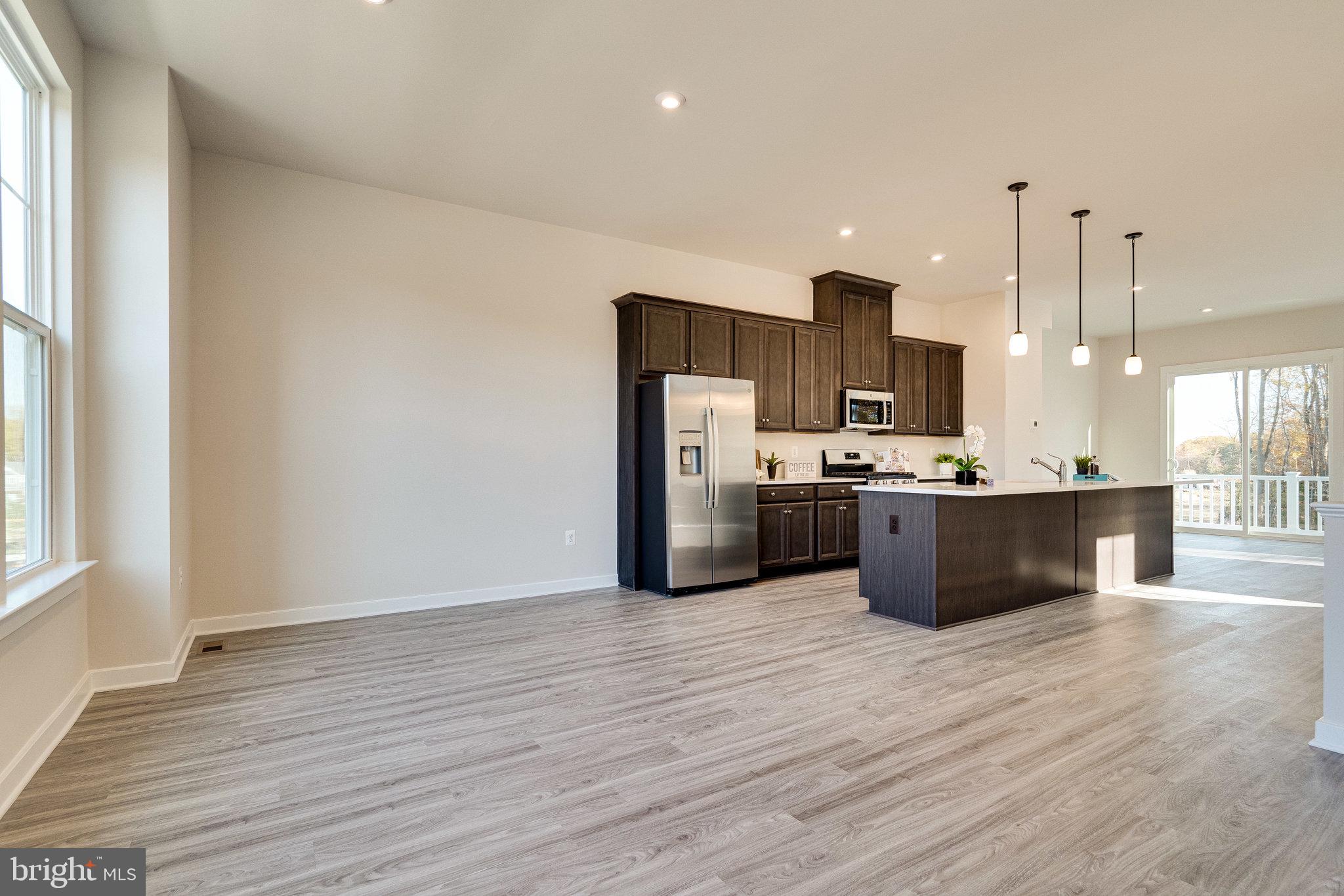 PORT POTOMAC - Residential