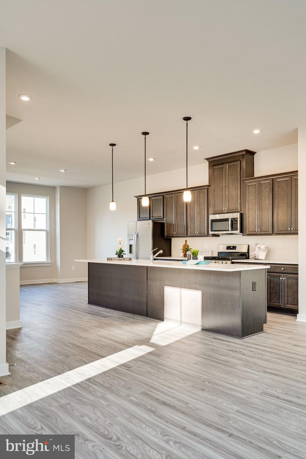 PORT POTOMAC - Residential