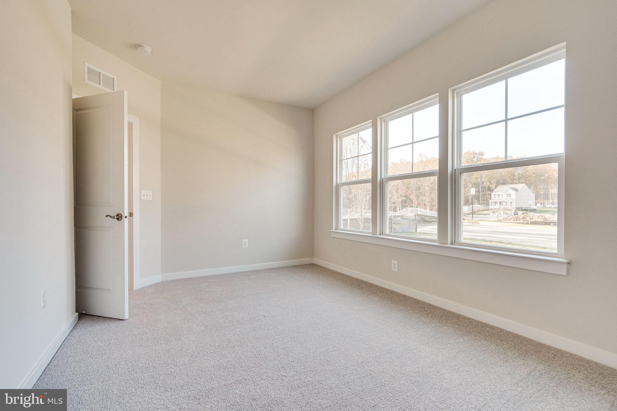 PORT POTOMAC - Residential