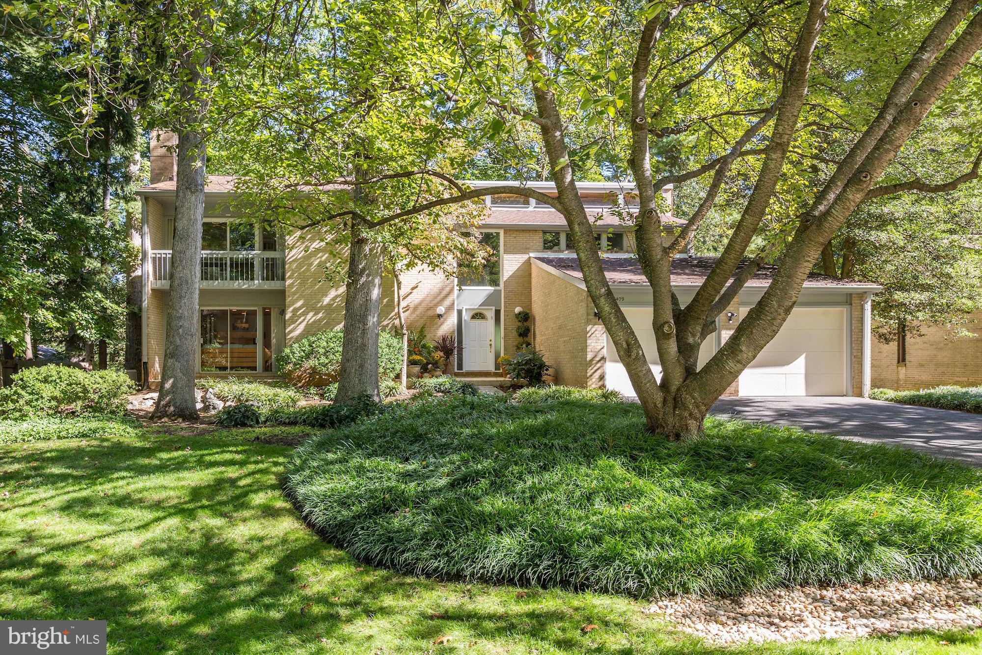 EAST GATE OF POTOMAC - Residential