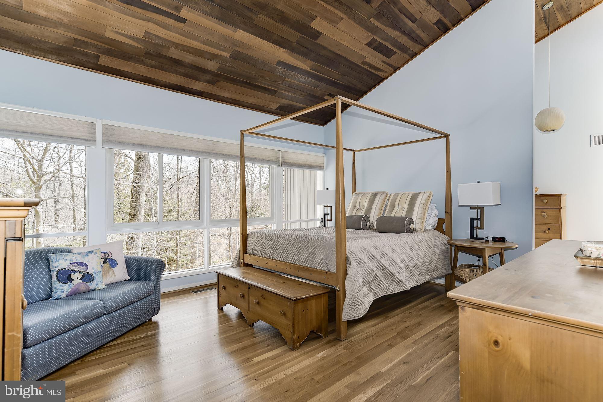 EAST GATE OF POTOMAC - Residential