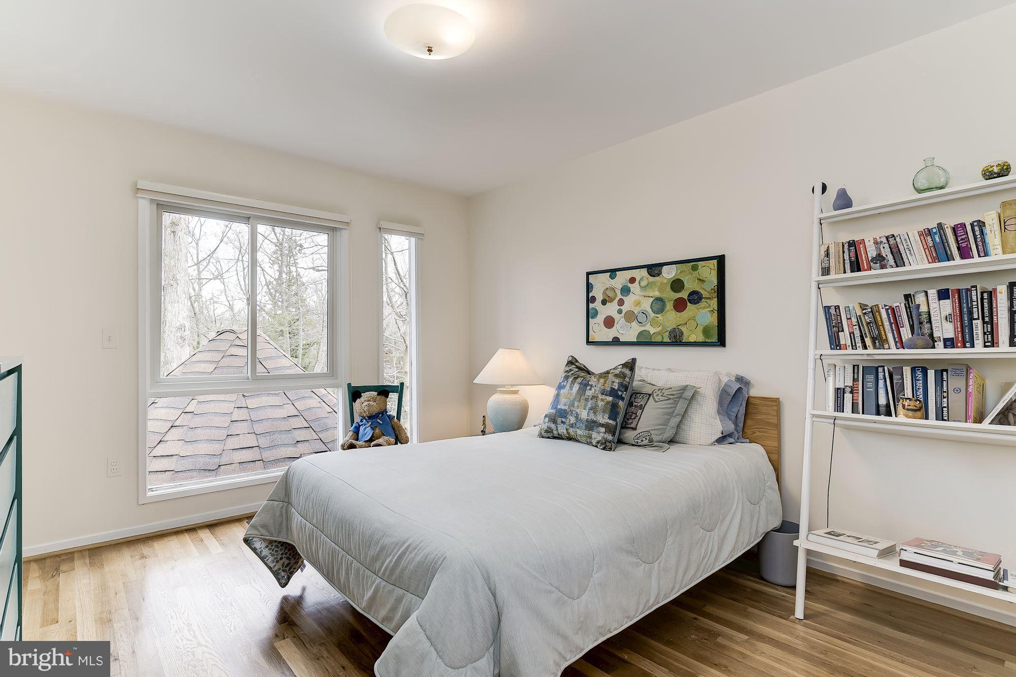 EAST GATE OF POTOMAC - Residential