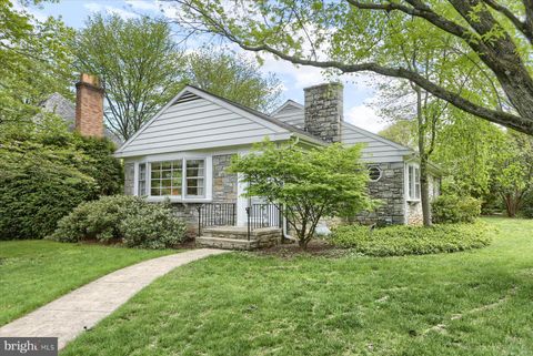 Photo of 603 N PRESIDENT AVE, LANCASTER, PA 17603 (MLS # PALA2039072)