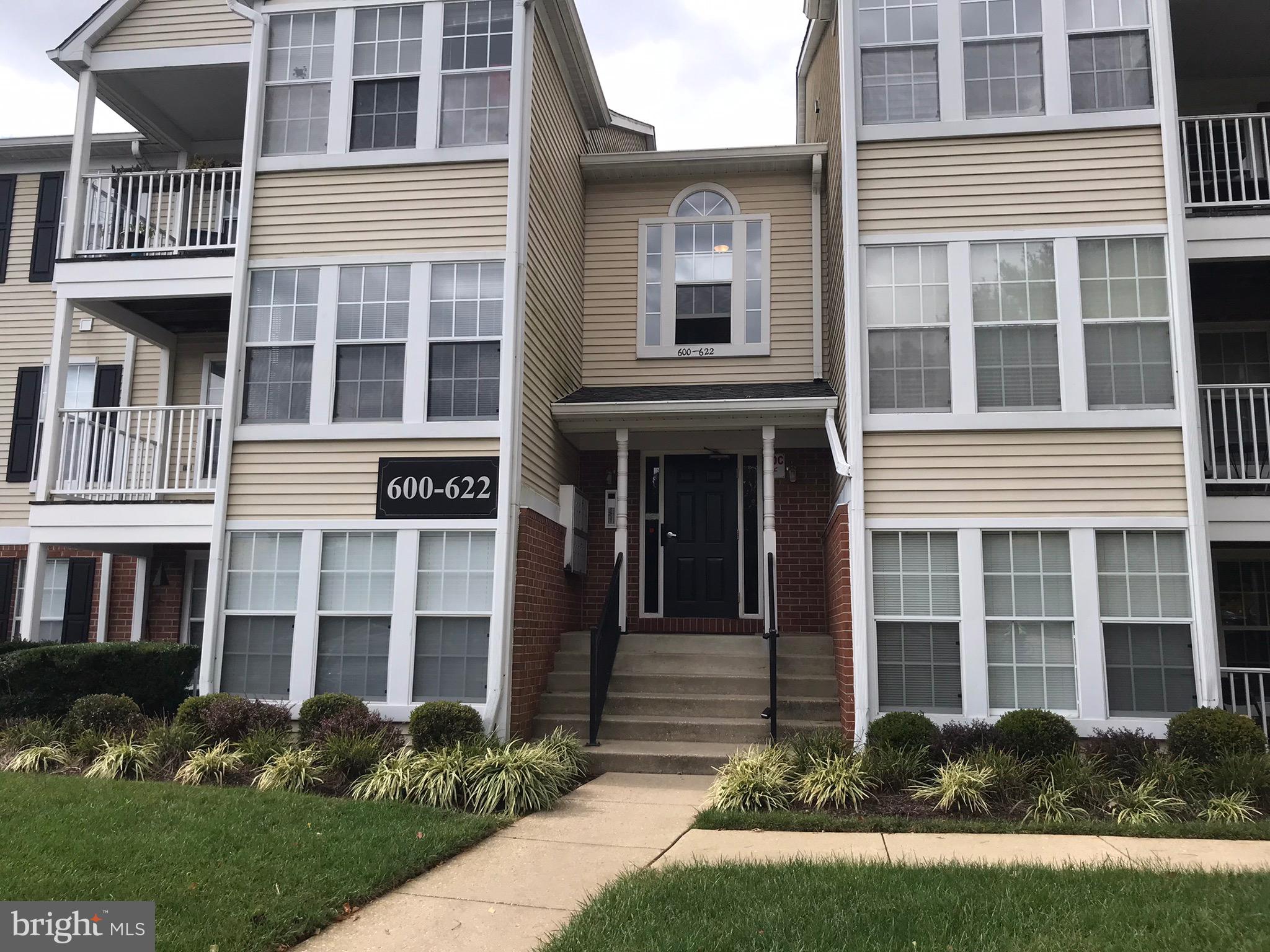 DEEP CREEK COMMONS - Residential