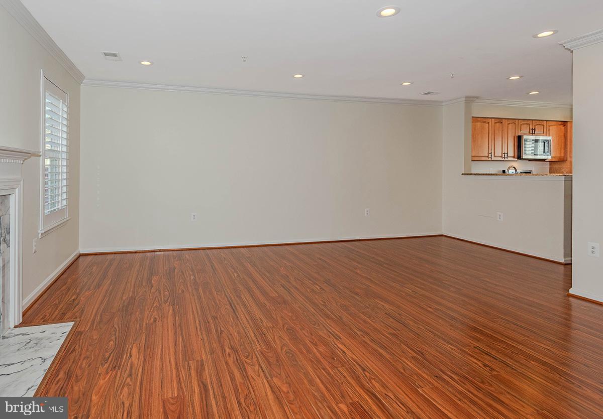 STONEHAVEN MEWS - Residential