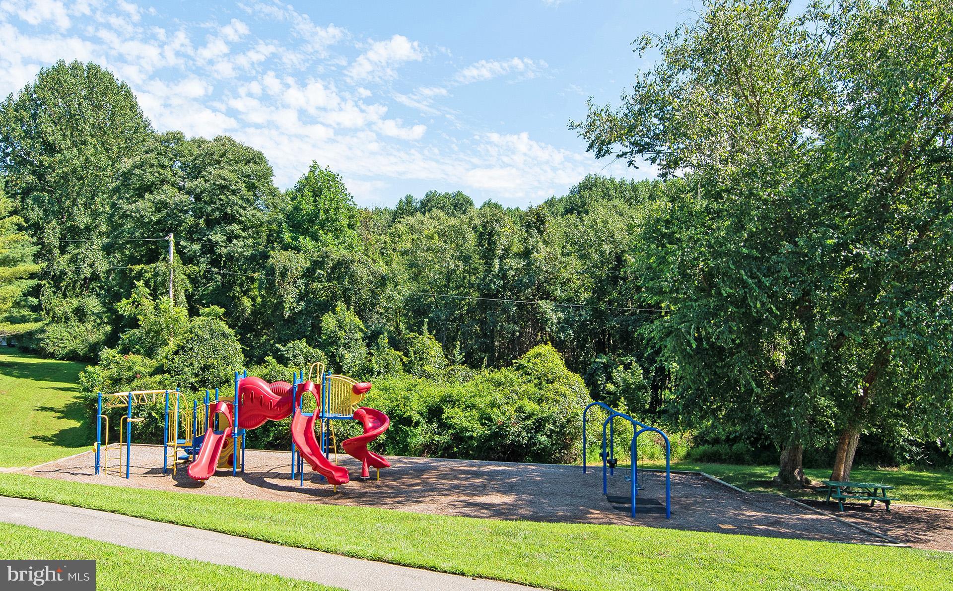 STONEHAVEN MEWS - Residential