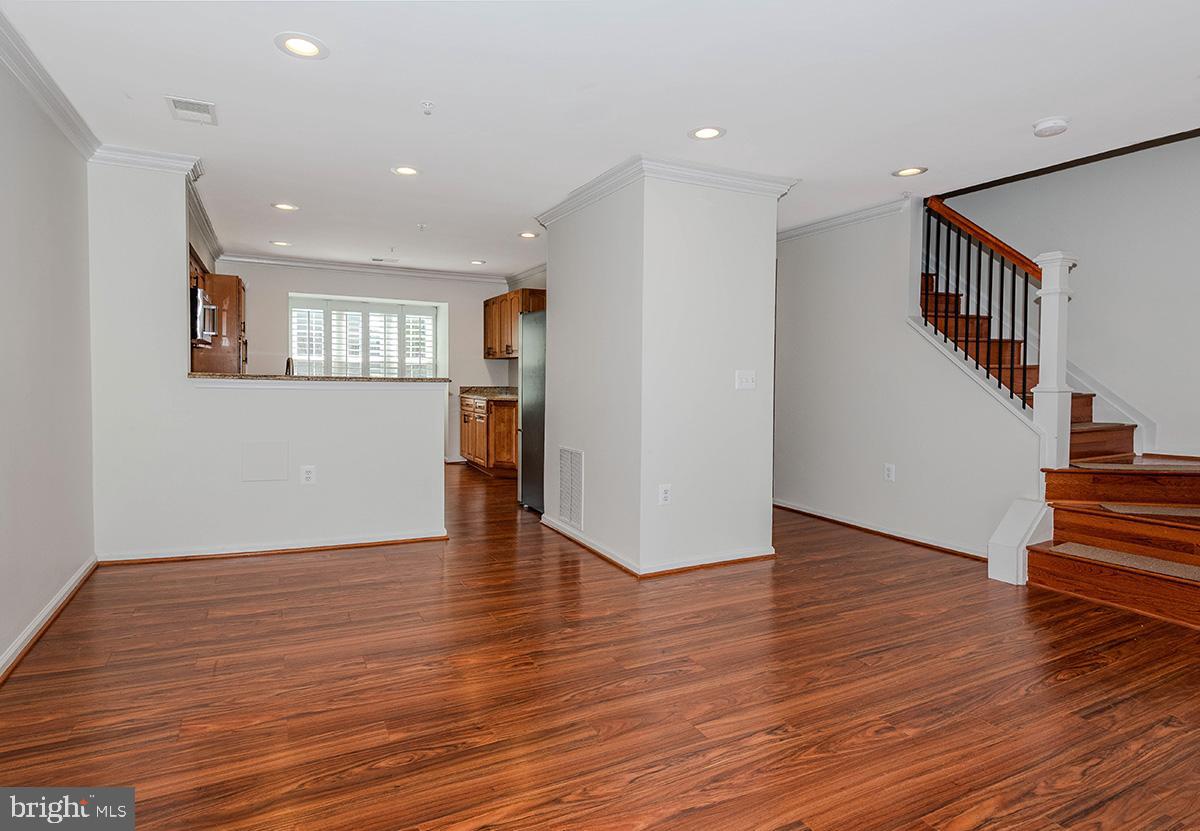 STONEHAVEN MEWS - Residential