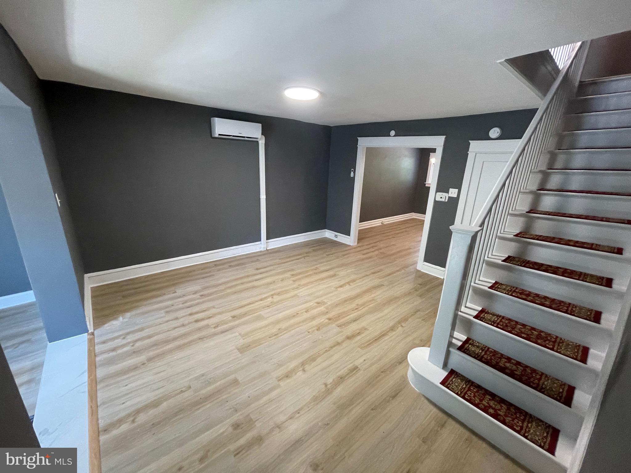 COLLINGDALE - Residential