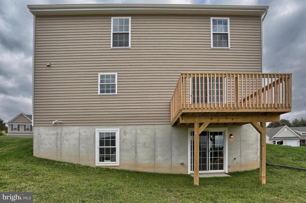 CEDAR HOLLOW - Residential