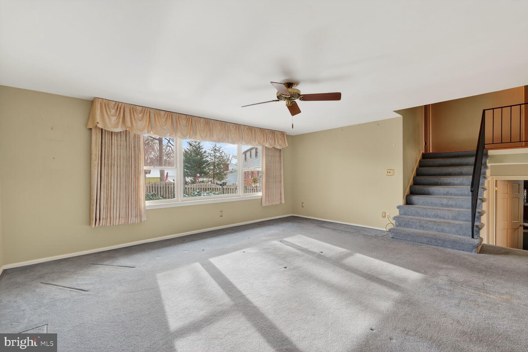 RIVERSIDE ESTATES - Residential