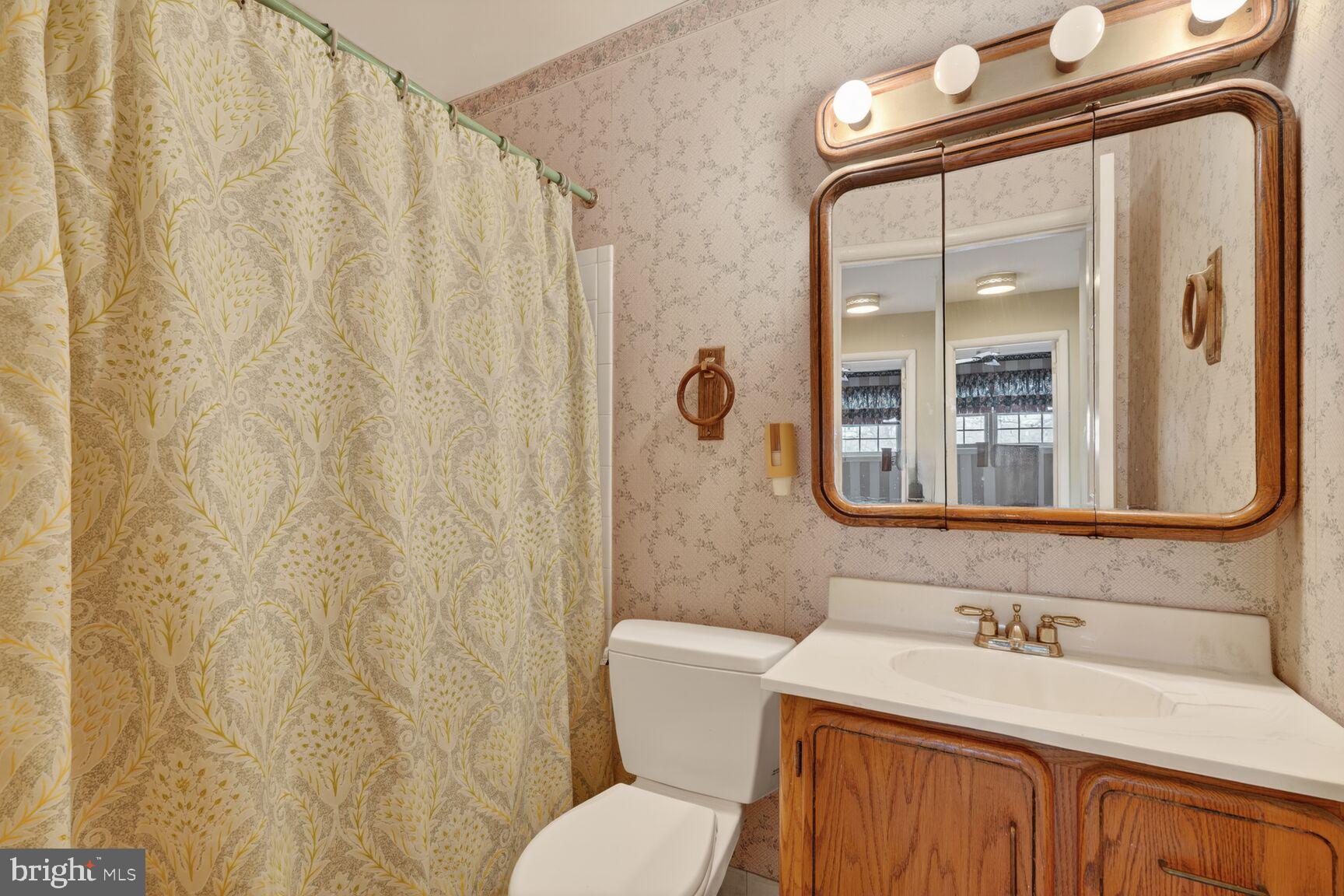 RIVERSIDE ESTATES - Residential