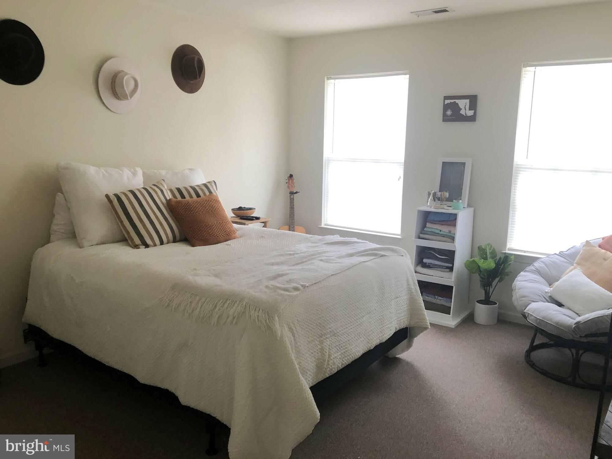 CEDAR COMMONS - Commercial Sale