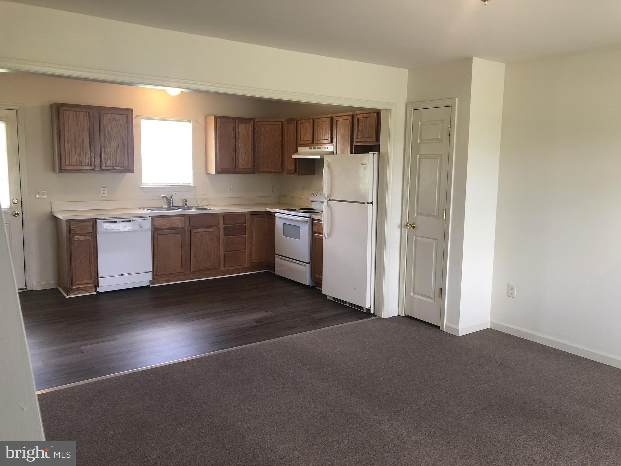 CEDAR COMMONS - Commercial Sale