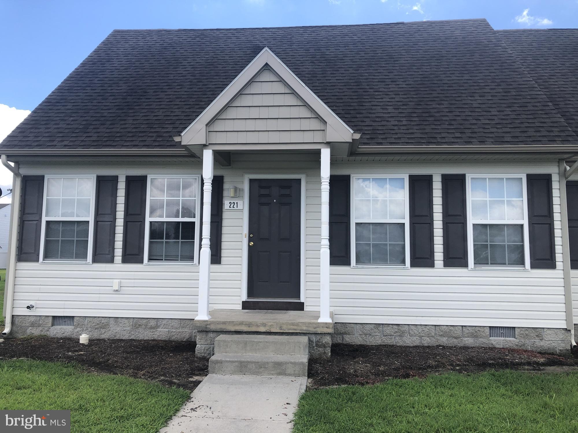 CEDAR COMMONS - Commercial Sale