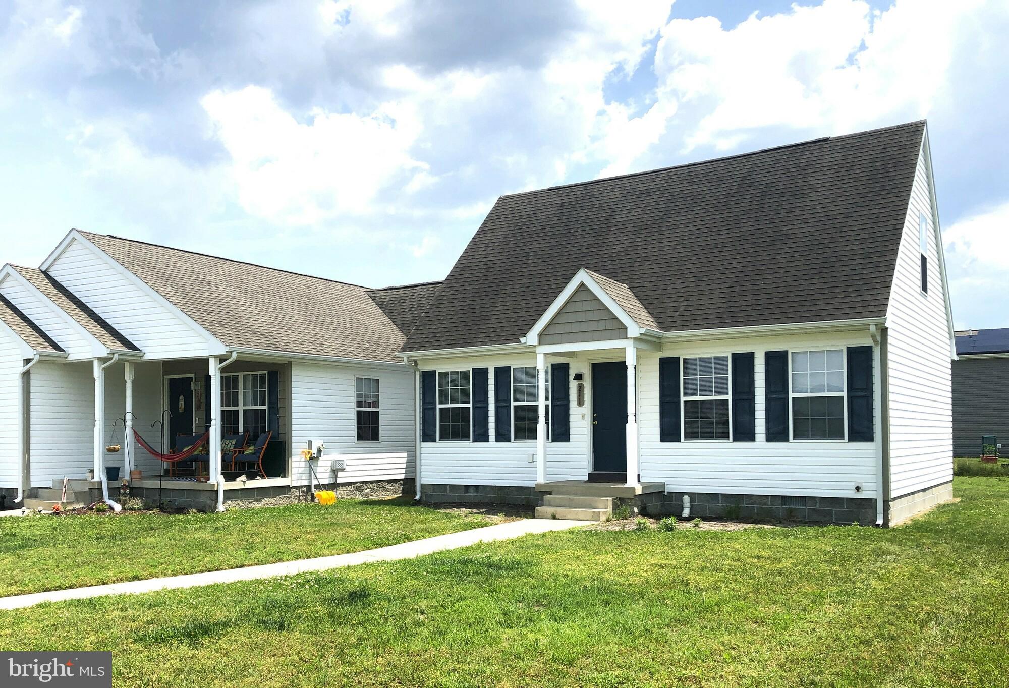 CEDAR COMMONS - Commercial Sale