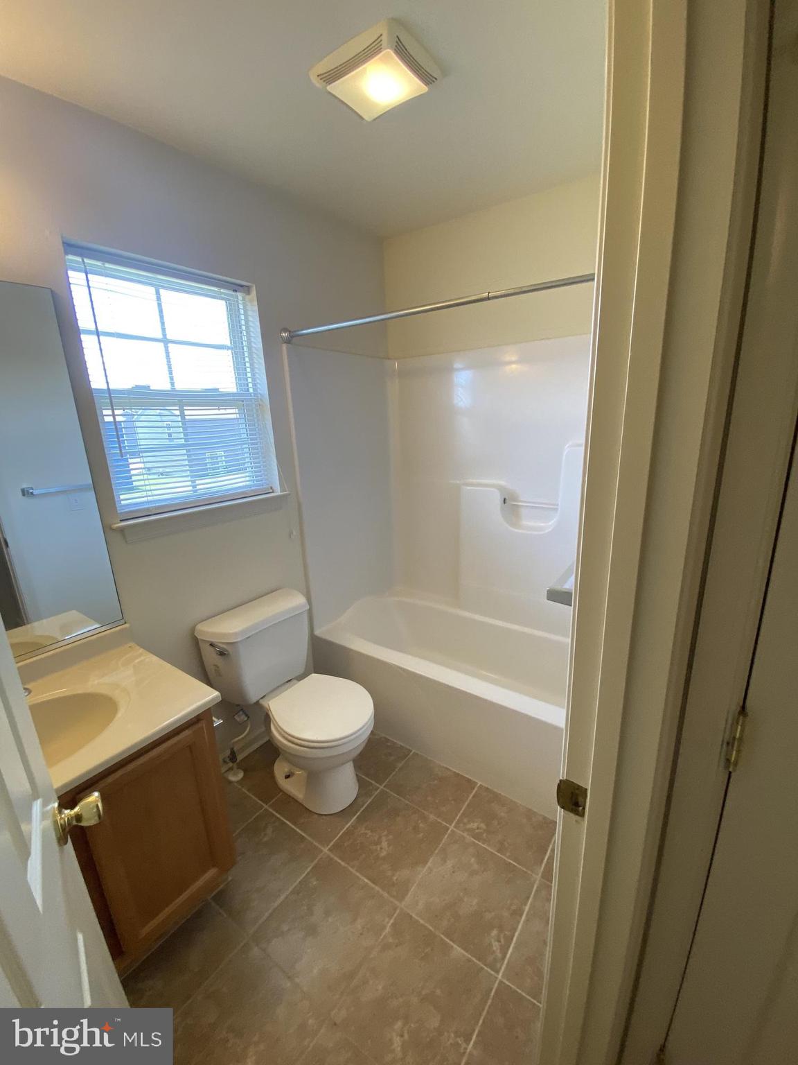 CEDAR COMMONS - Commercial Sale