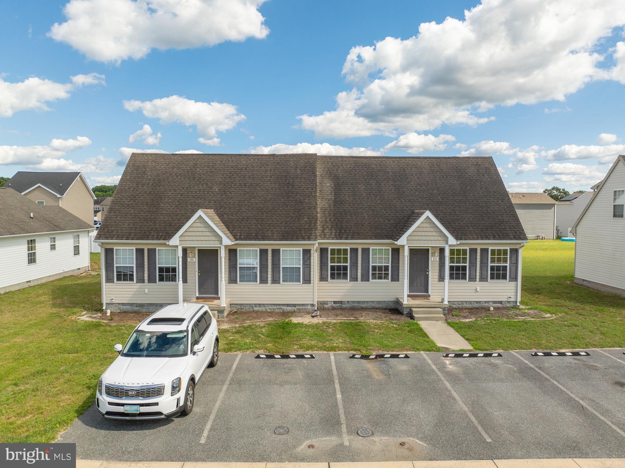 CEDAR COMMONS - Commercial Sale