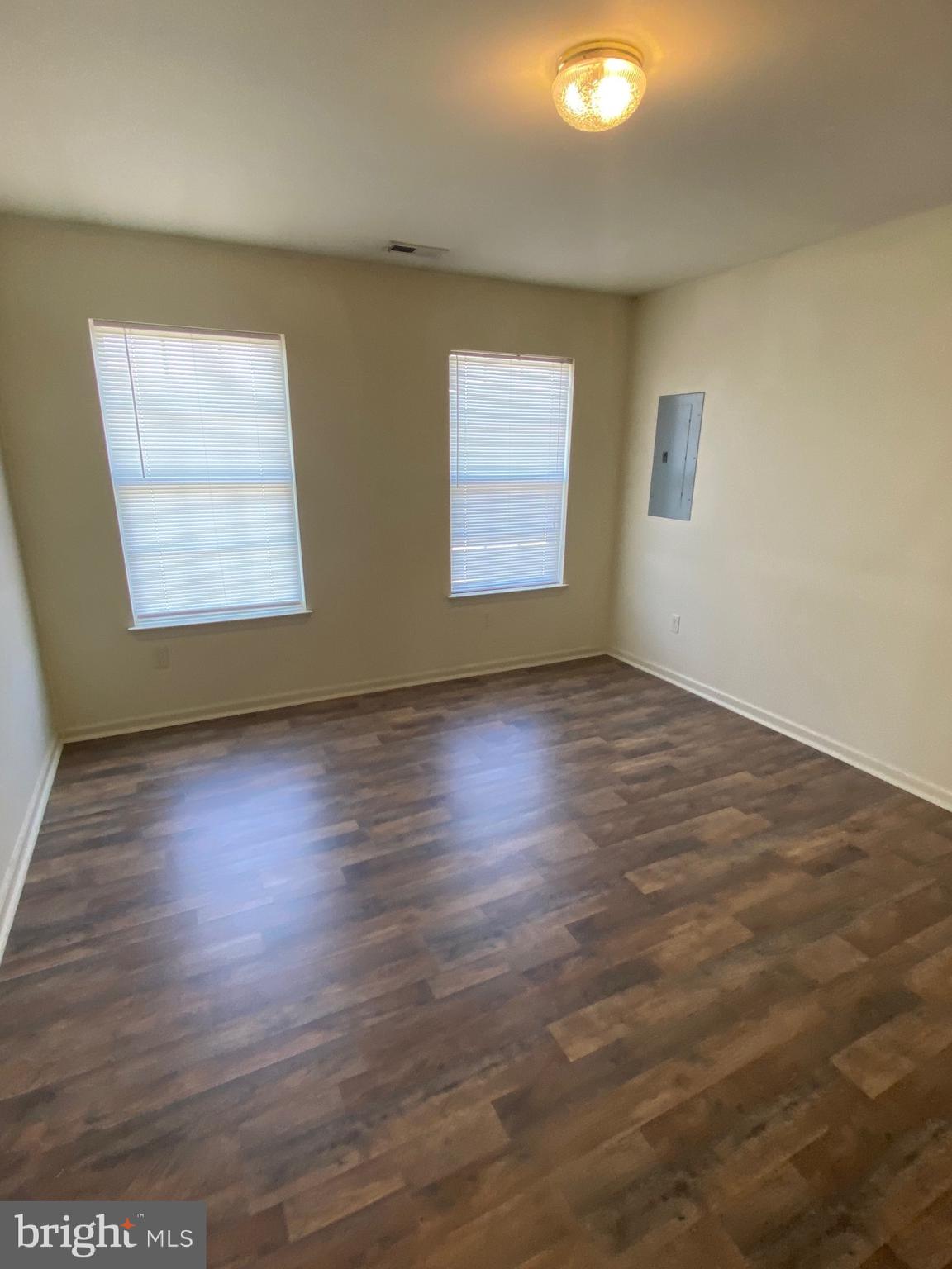 CEDAR COMMONS - Commercial Sale