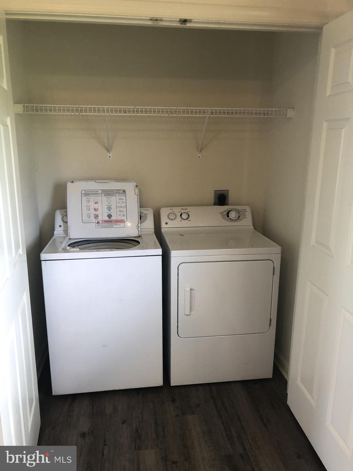 CEDAR COMMONS - Commercial Sale