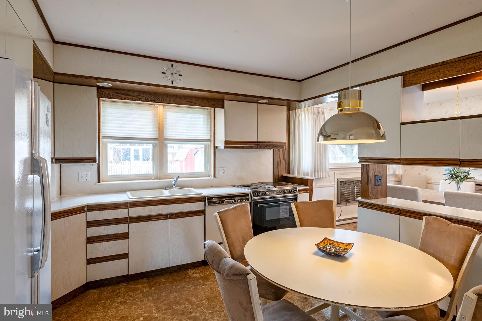 WHITFIELD - Residential