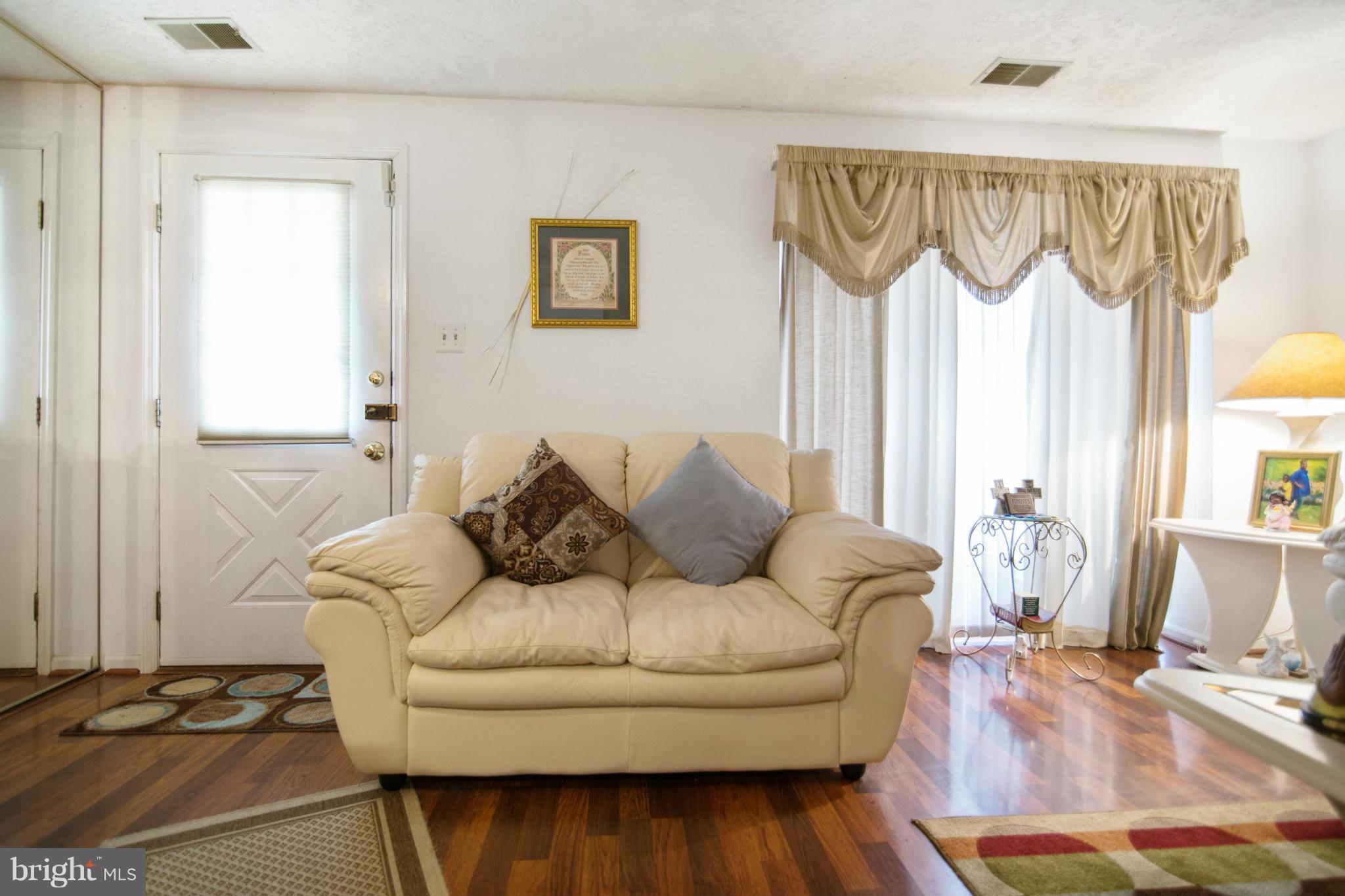 SILVER SPRING CNTRY CLUB - Residential